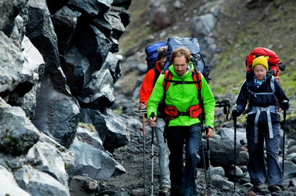 How Outdoor Activities Can Improve Your Physical and Mental Health-Trekking